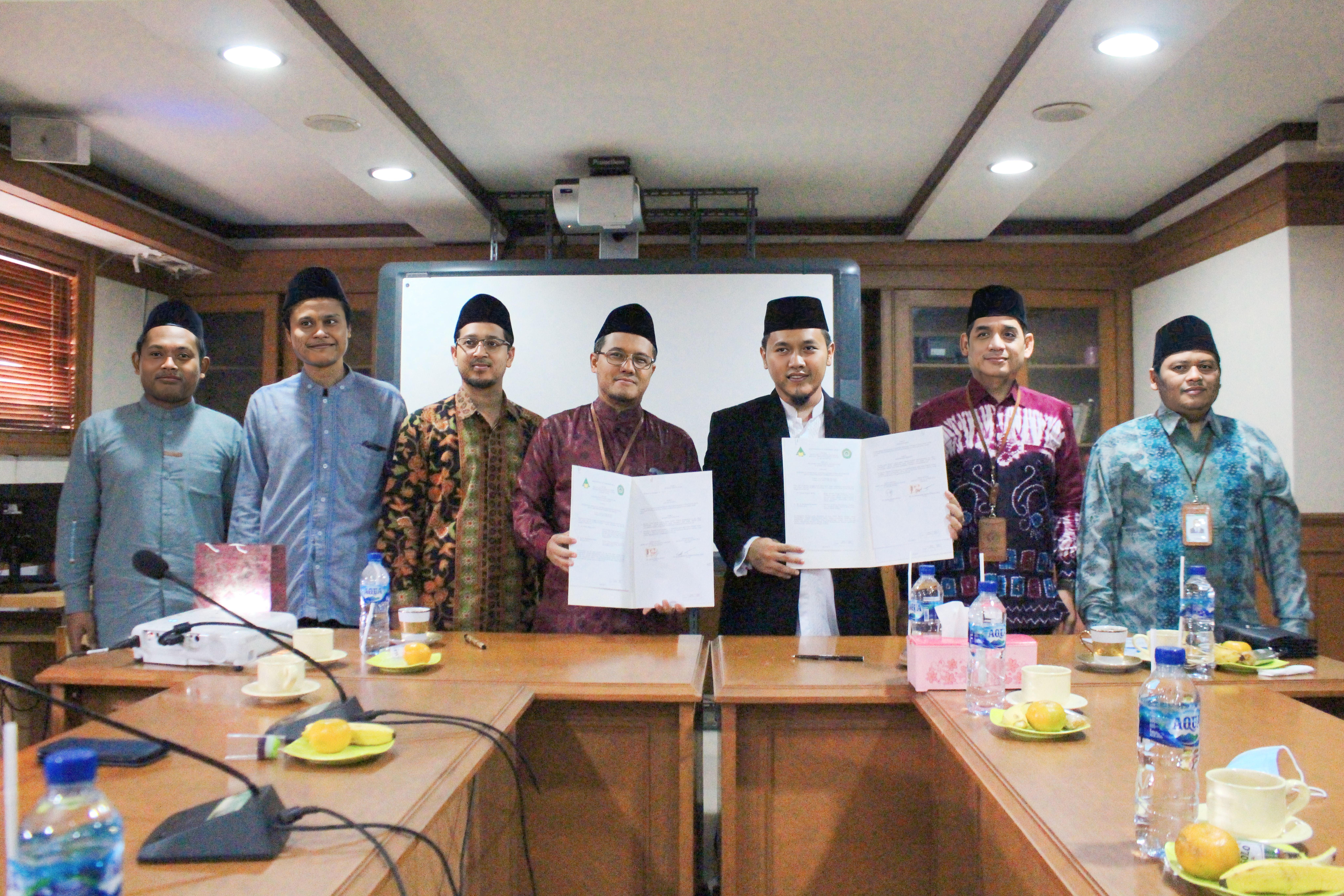 Penandatanganan MoA Prodi IAT STKQ Al- Hikam Depok & Program Pascasarjana IIQ Jakarta
