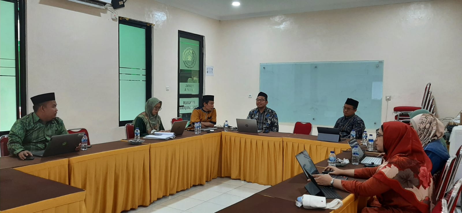 Rapat Evaluasi Dosen Program Magister Prodi Pendidikan Agama Islam IIQ Jakarta